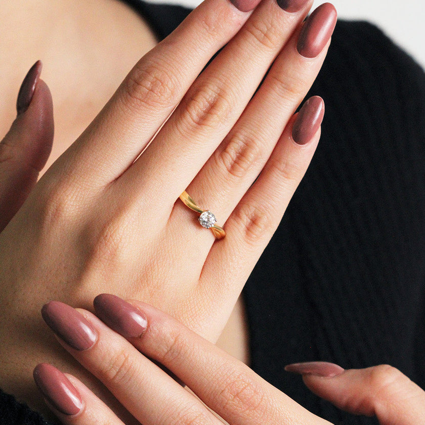 #AD10176 - Anillo Solitario Compromiso Oro 10k - I04/2.0