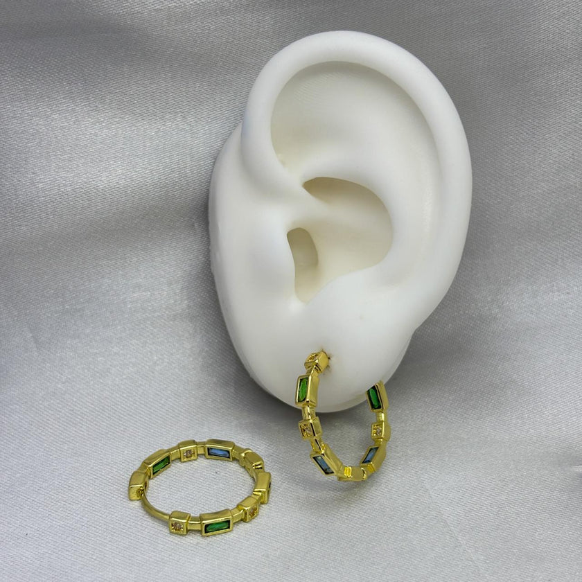 #ARRL145 -  Arracada Con Piedra Zirconia De Oro Laminado de 18k - LB030/