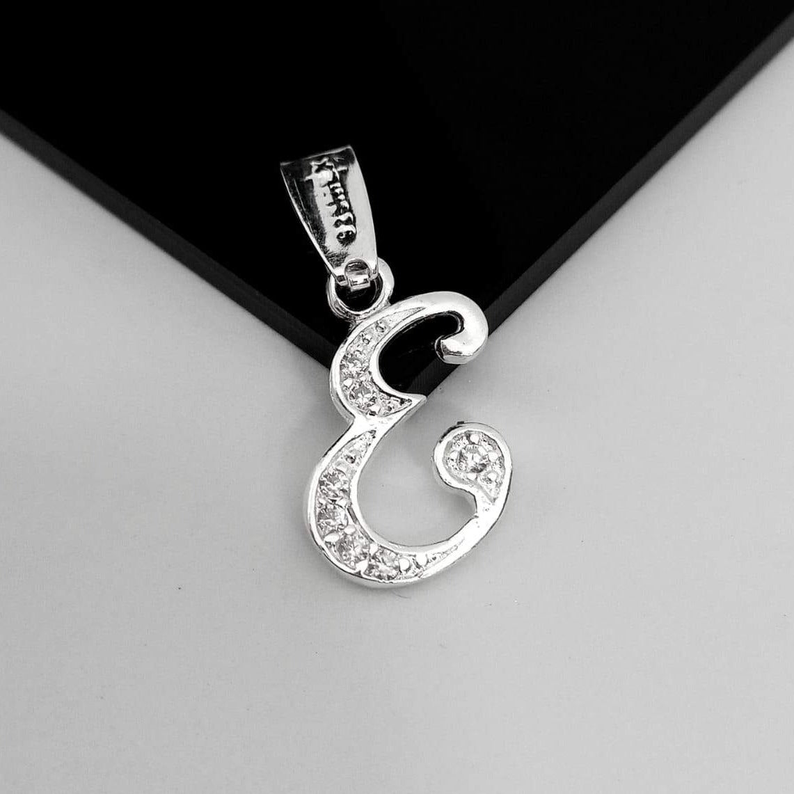 #D116 - Dije De Letra Con Zirconia De Plata - A10/1.2
