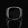 #AC137 - Anillo Caballero Cuadrado Plata - C08/6.5