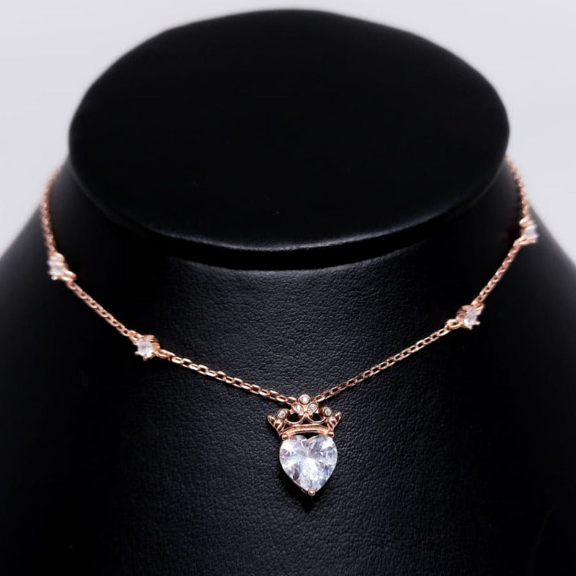 #G192 - Gargantilla De Corazón y Corona De Plata - C14/3.8