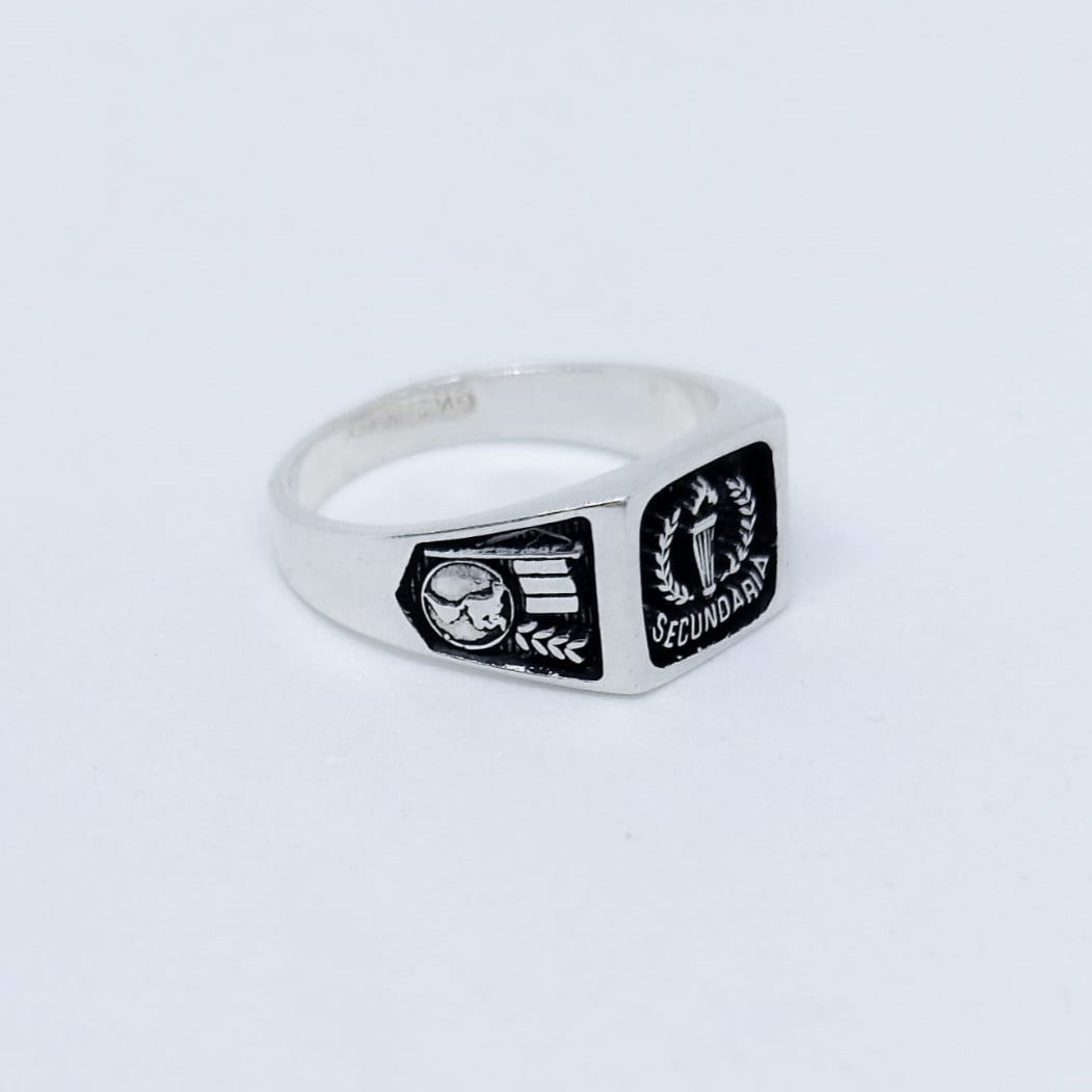 #AD372 - Anillo De Graduación De Secundaria - C25/4.2