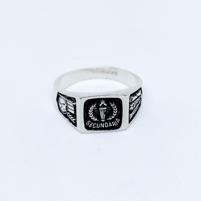#AD372 - Anillo De Graduación De Secundaria - C25/4.2