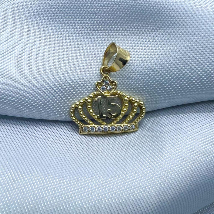 #D10121 - Dije / Corona De 15 Años De Oro 10k - H02/1.4