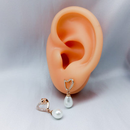 #AR160 - Arete Corazón Y Perla - C14/1.9