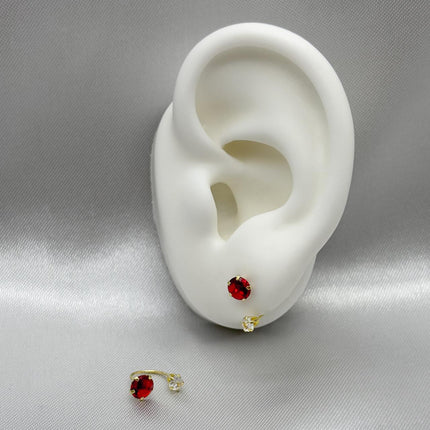 #B10221 - Broquel Con Piedra Zirconia Circular Curvo/Teléfono Oro 10K - L250/