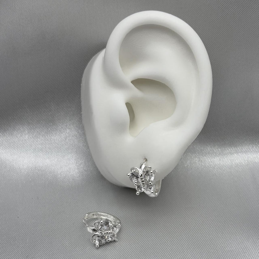 #H109 - Huggie Mariposa Con Zirconia Plata - A15/3.0