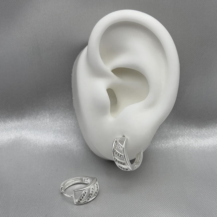 #H113 - Huggie Con Zirconia Plata- F3.8