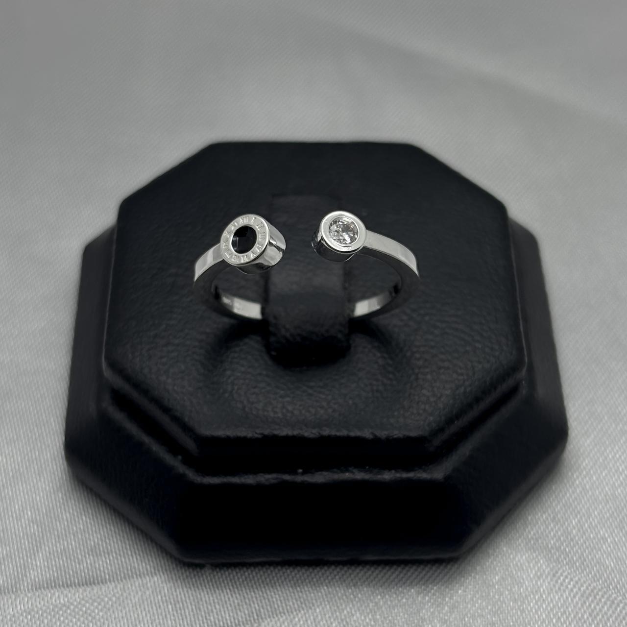 #AD181 - Anillo Ajustable Números Romanos Piedra Zirconia Plata - PU2.4