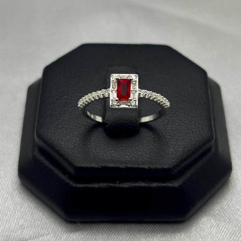 #AD133 - Anillo Solitario Piedra Zirconia Rectangular Plata - B12/1.9
