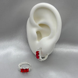 #H112 - Huggie Con Zirconia Plata - F4.0