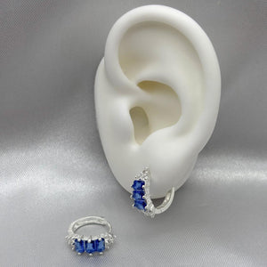 #H112 - Huggie Con Zirconia Plata - F4.0