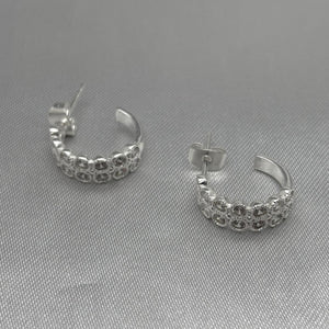 #H176 - Huggie Circular Doble Con Piedra Zirconia De Plata- ZC4.1