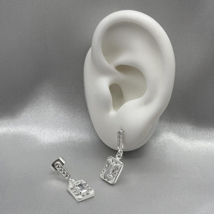#AR184 - Arete Cuadro Con Piedra Zirconia Central Plata - A09/3.4