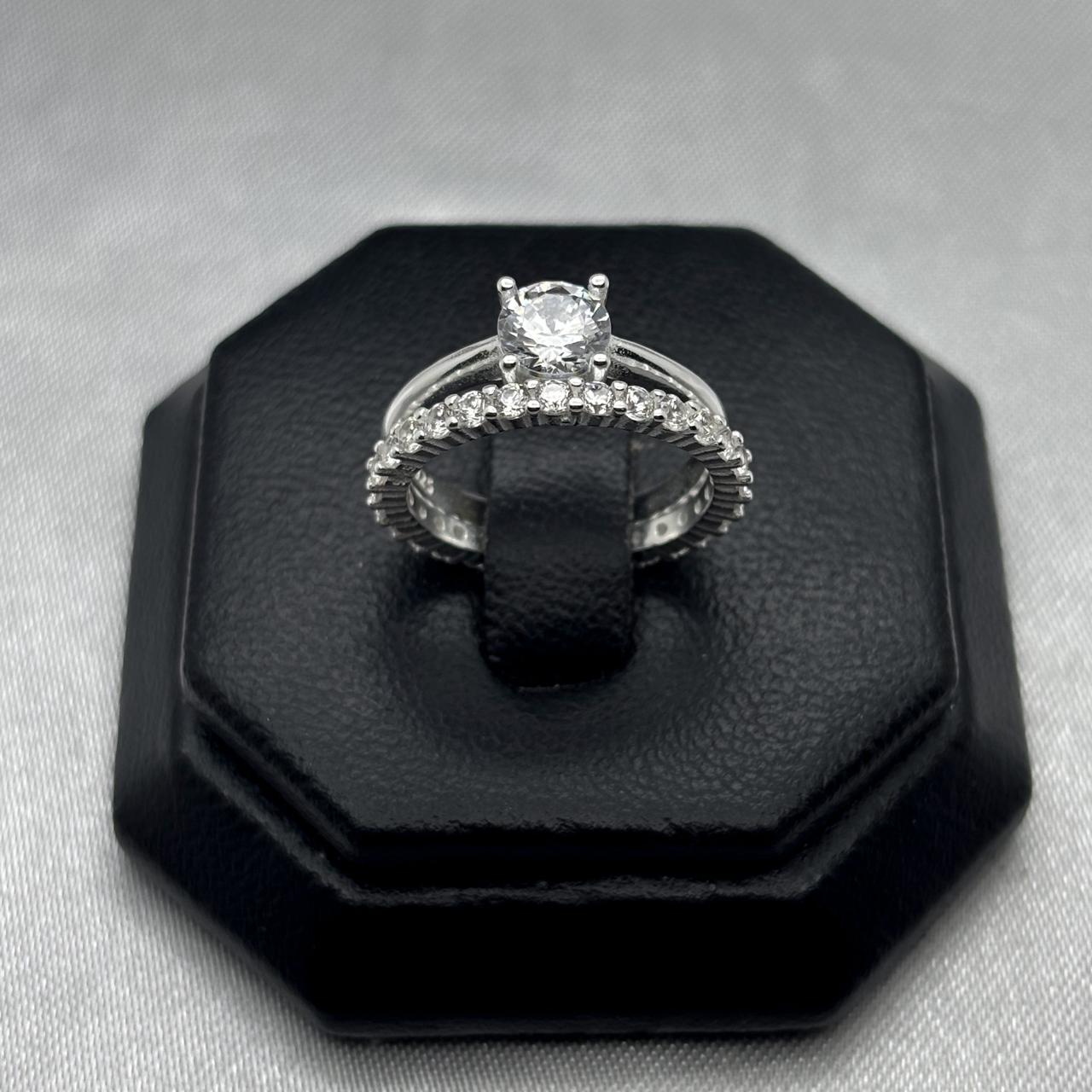 #AL113- Alianza Liso Con Zirconia Y Churumbela Plata - PU4.5