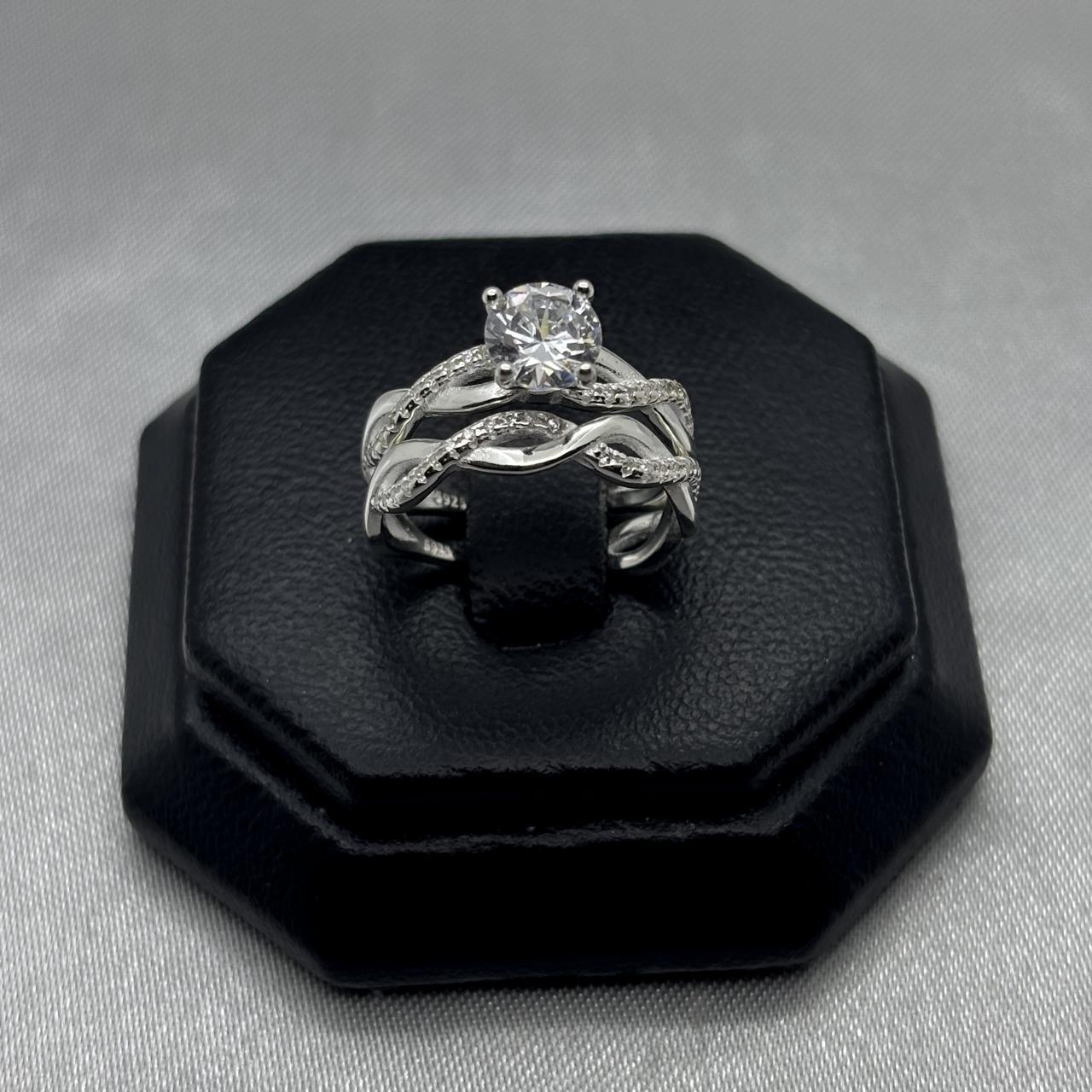 #AL137 - Alianza Cruzada Con Zirconia Plata - PU4.8