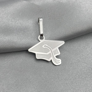 #D581 - Dije Birrete Graduación Plata - LL0.8