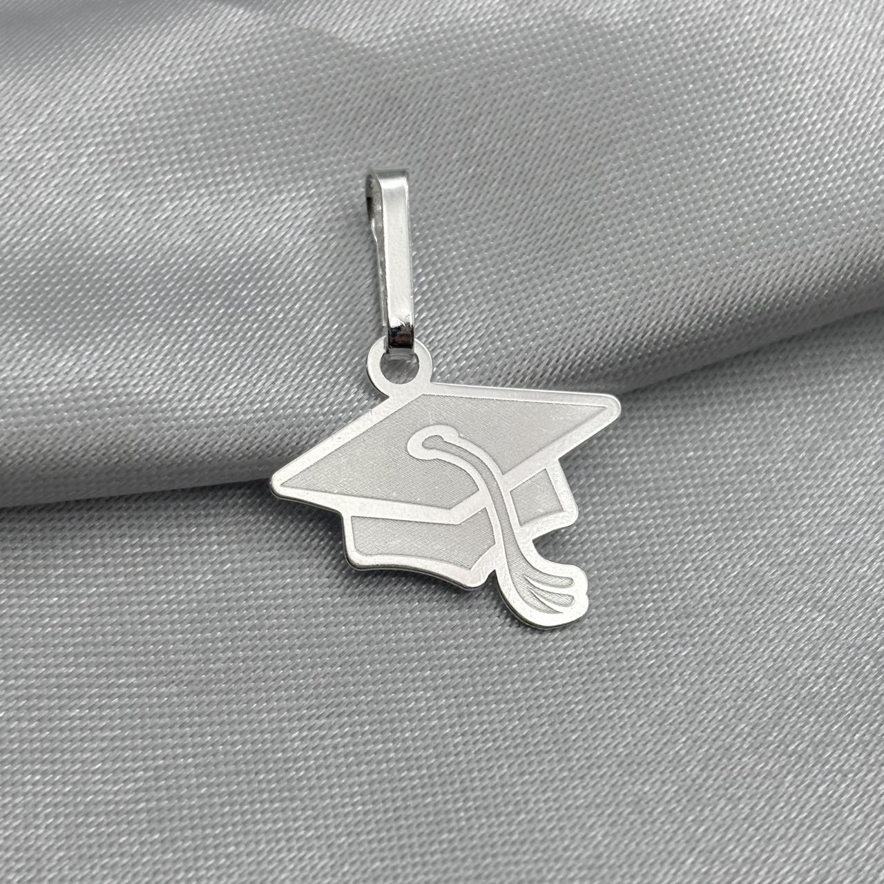 #D581 - Dije Birrete Graduación Plata - LL0.8