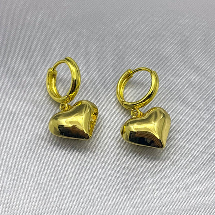 #HOL141 - Huggie Corazón Inflado Oro Laminado 18K - LA050/