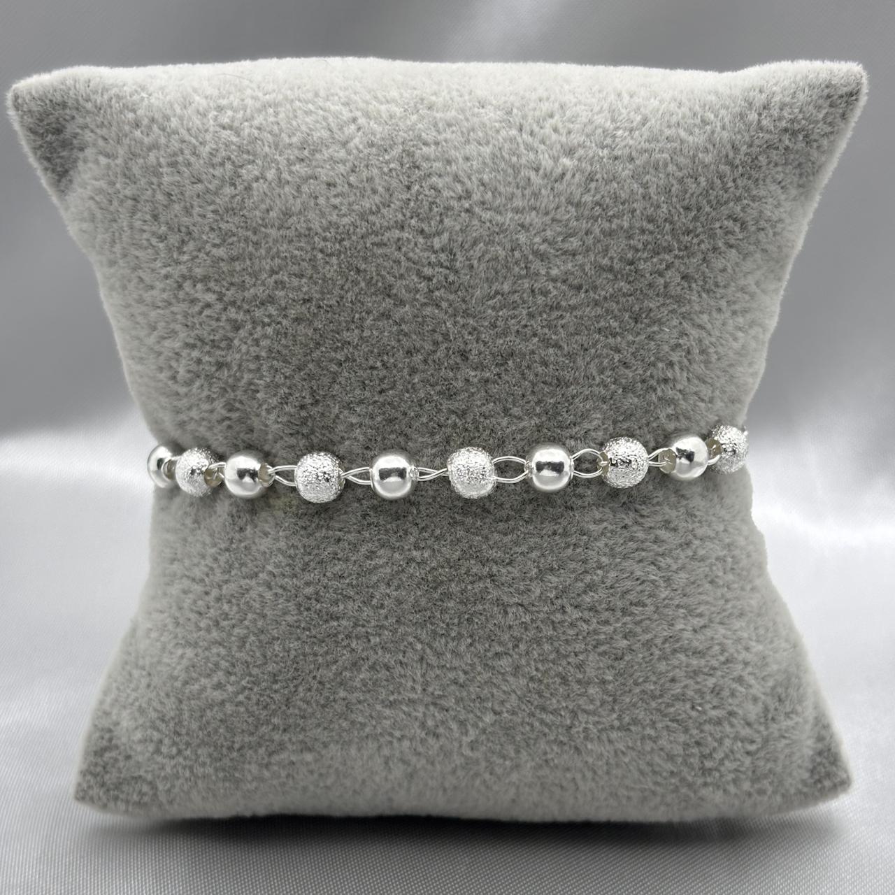 #MR110 - Misterio De San Benito Láser Y Liso Plata - B07/4.5