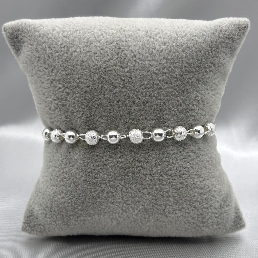 #MR110 - Misterio De San Benito Láser Y Liso Plata - B07/4.5