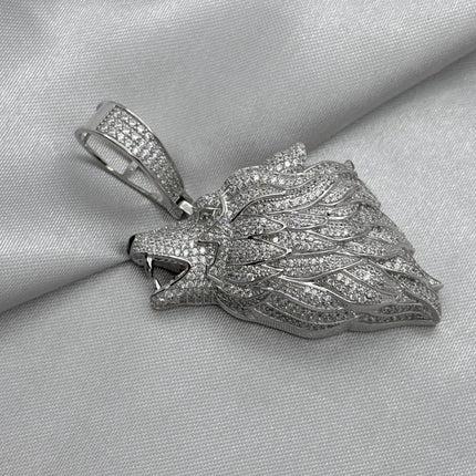 #D202 - Dije Lobo Con Zirconia Baño De Rodio Plata - B18/23.3