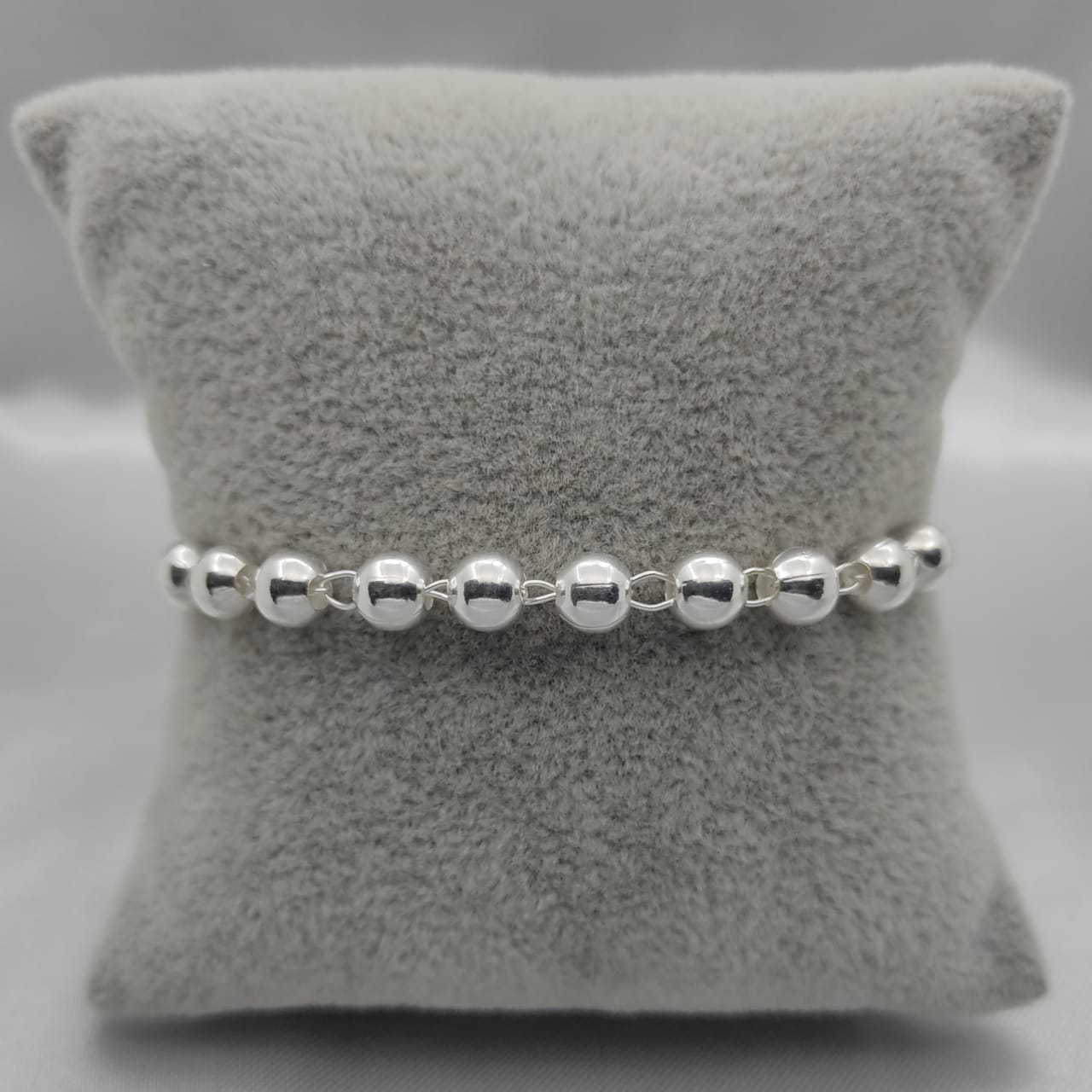 #MR132 - Misterio De Jesús Liso Plata - 6 mm - B06/5.9