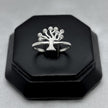 #AD219 - Anillo Árbol De La Vida Con Zirconia Plata - B09/1.6
