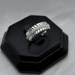 #AD207 - Anillo Hoja Paripinnada Con Zirconia Plata - A09/2.1