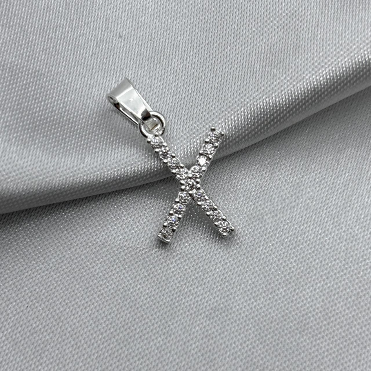 #D459 - Dije Letra Con Zirconia Plata - B09/1.3