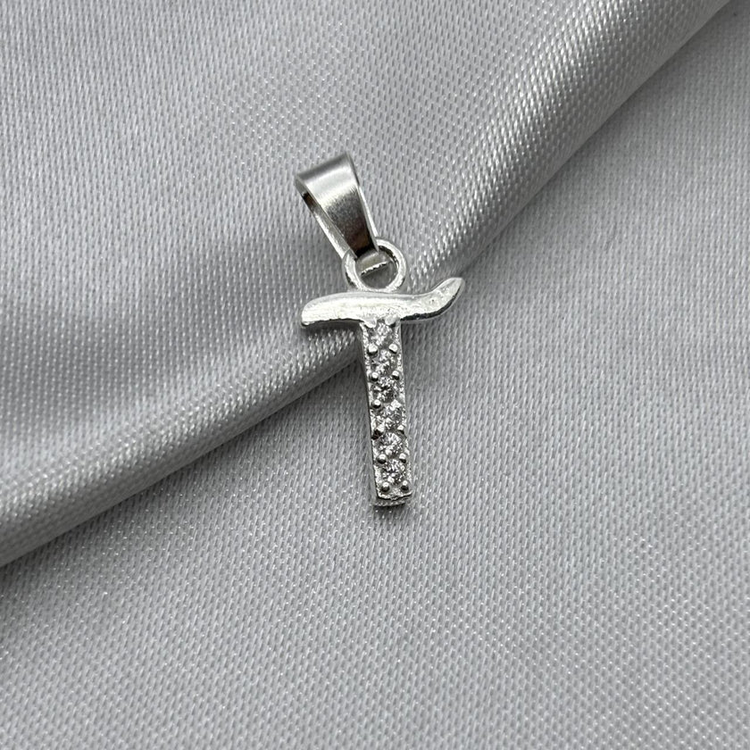 #D561 - Dije Letras Con Zirconia Plata- B09/1.5