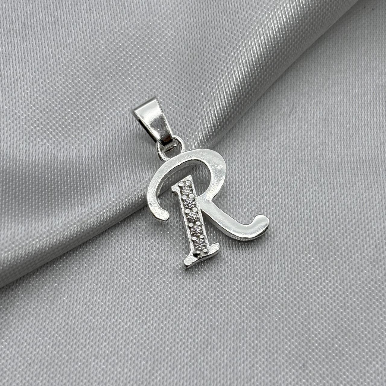 #D561 - Dije Letras Con Zirconia Plata- B09/1.5