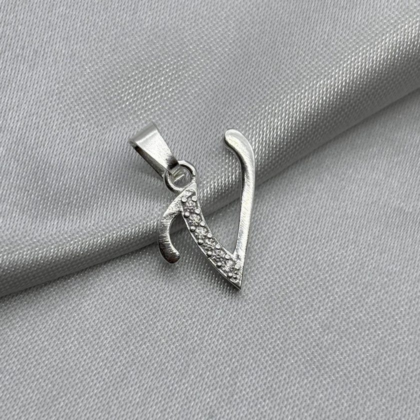 #D561 - Dije Letras Con Zirconia Plata- B09/1.5