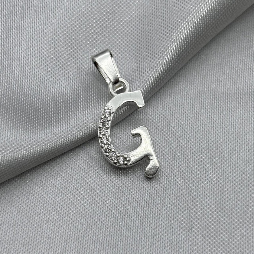 #D561 - Dije Letras Con Zirconia Plata- B09/1.5