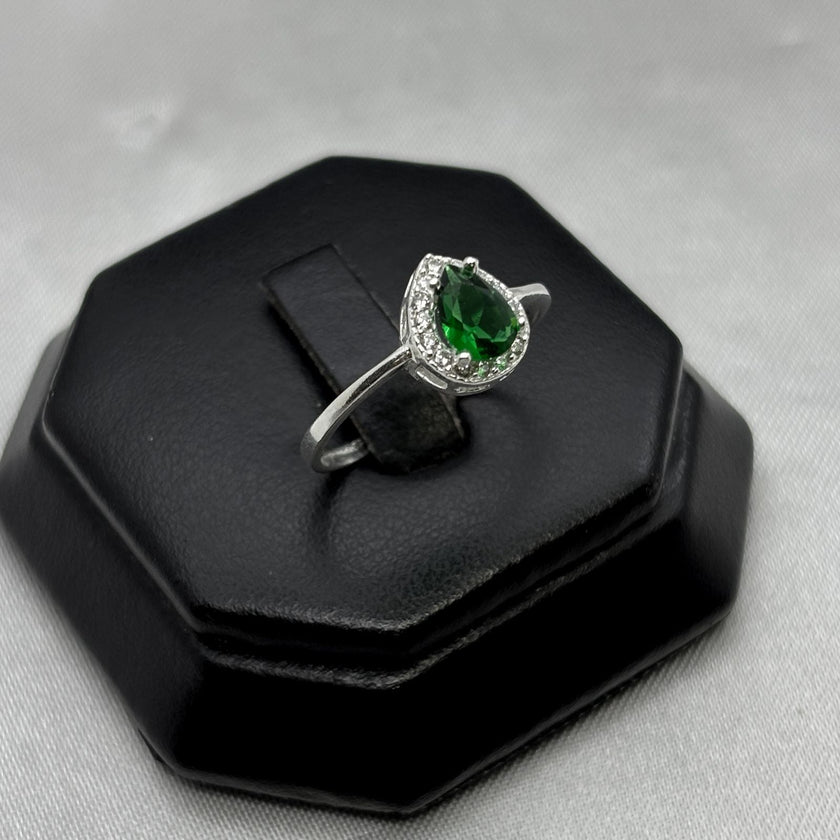 #AD464 - Anillo Gota Con Zirconia Plata - A09/1.5