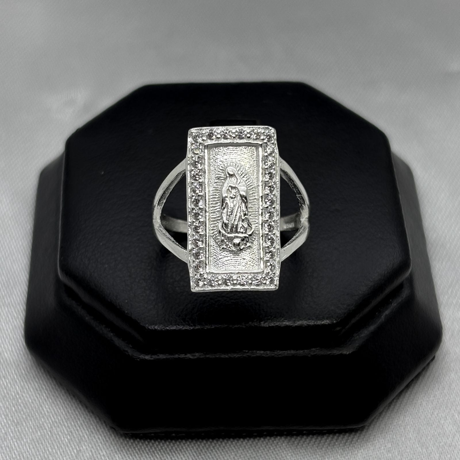 #AD467 - Anillo Virgen María De Guadalupe  Con Zirconias Plata - A09/3.2