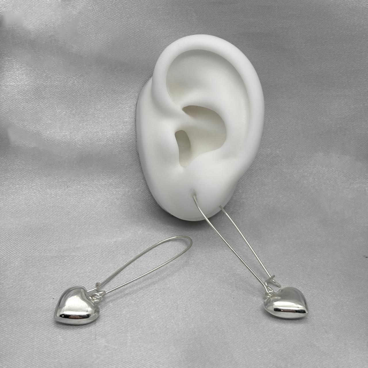 #AR235 - Arete Largo Con Corazón Colgante De Plata - A10/4.5