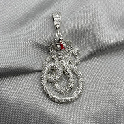 #D642 - Dije de Serpiente Cobra Con Zirconia Plata - C12/18.3