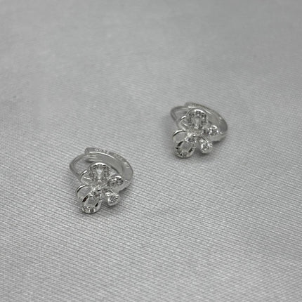 #H217 - Huggie Mariposa Con Zirconia Plata - B17/1.8