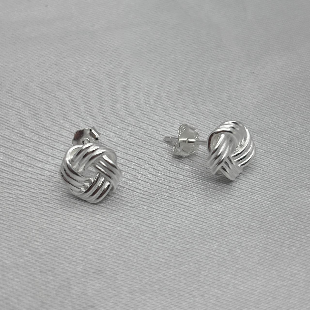 #BR328 - Broquel Nudo Plata - C08/2.4