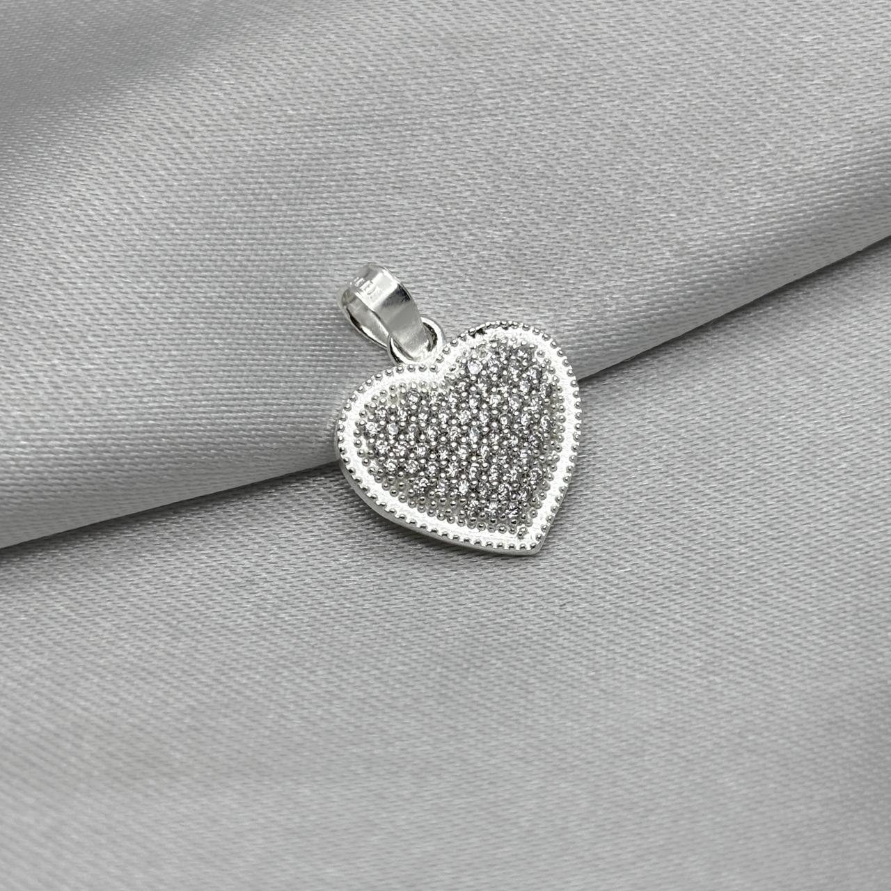 #D675 - Dije Corazón Con Zirconia Plata - B12/1.4