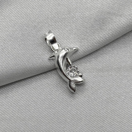 #D677 - Dije Delfín Con Zirconia Plata - B12/1.4