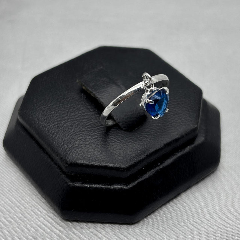 #AD479 - Anillo Corazón Colgante Con Zirconia Plata - A09/1.4