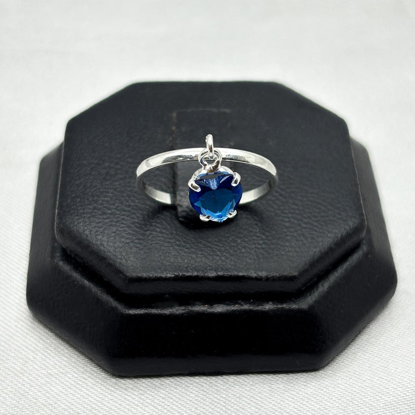 #AD479 - Anillo Corazón Colgante Con Zirconia Plata - A09/1.4