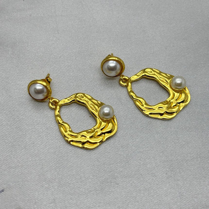 #ARL170 - Arete Circular Con Perla Oro Laminado 18K/LA030