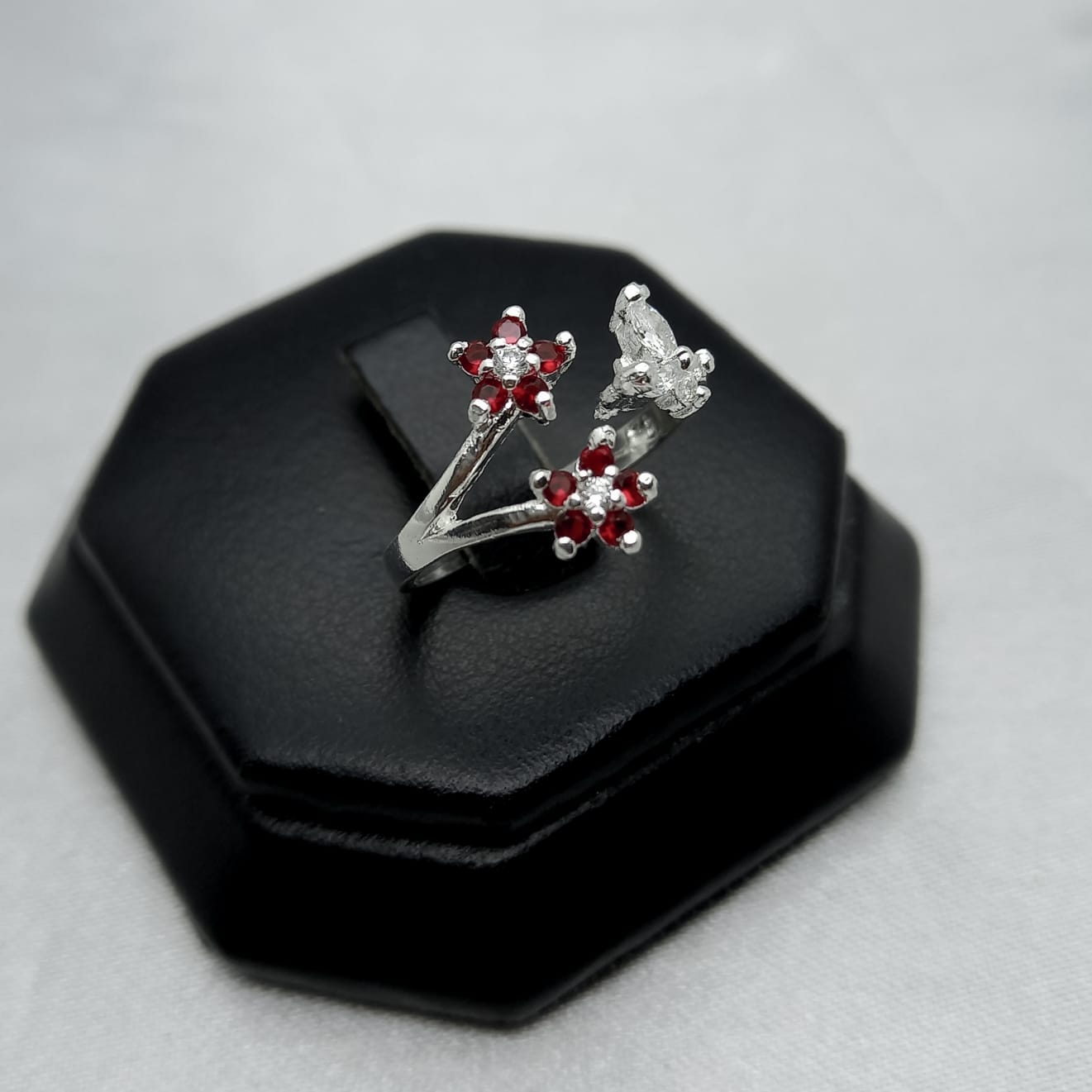 #AD483 - Anillo Ajustable Flores Plata - A09/2.3