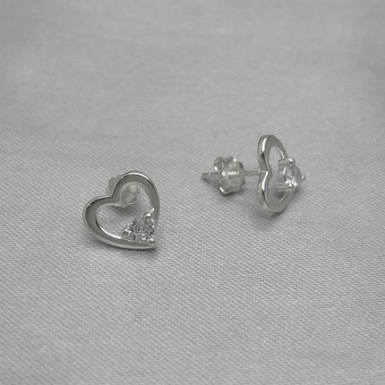 #BR332 - Broquel Corazón Con Zirconia Plata - B17/1.6