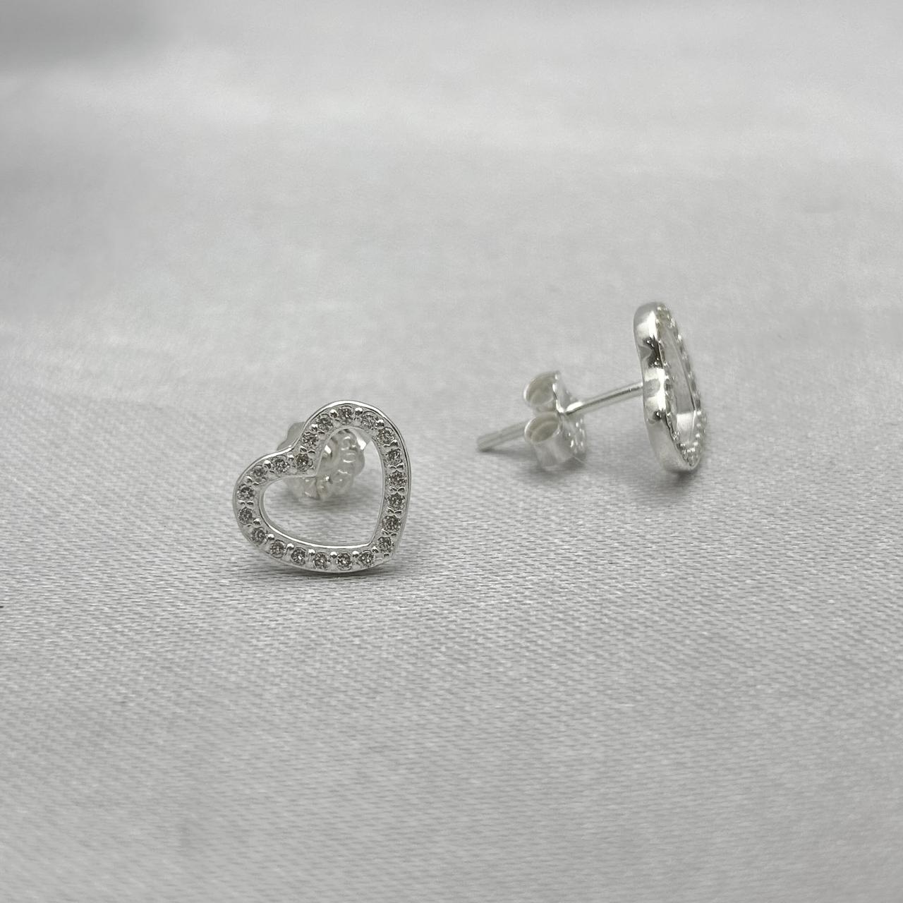 #BR343 - Broquel Corazón Con Zirconia Plata - B17/1.3