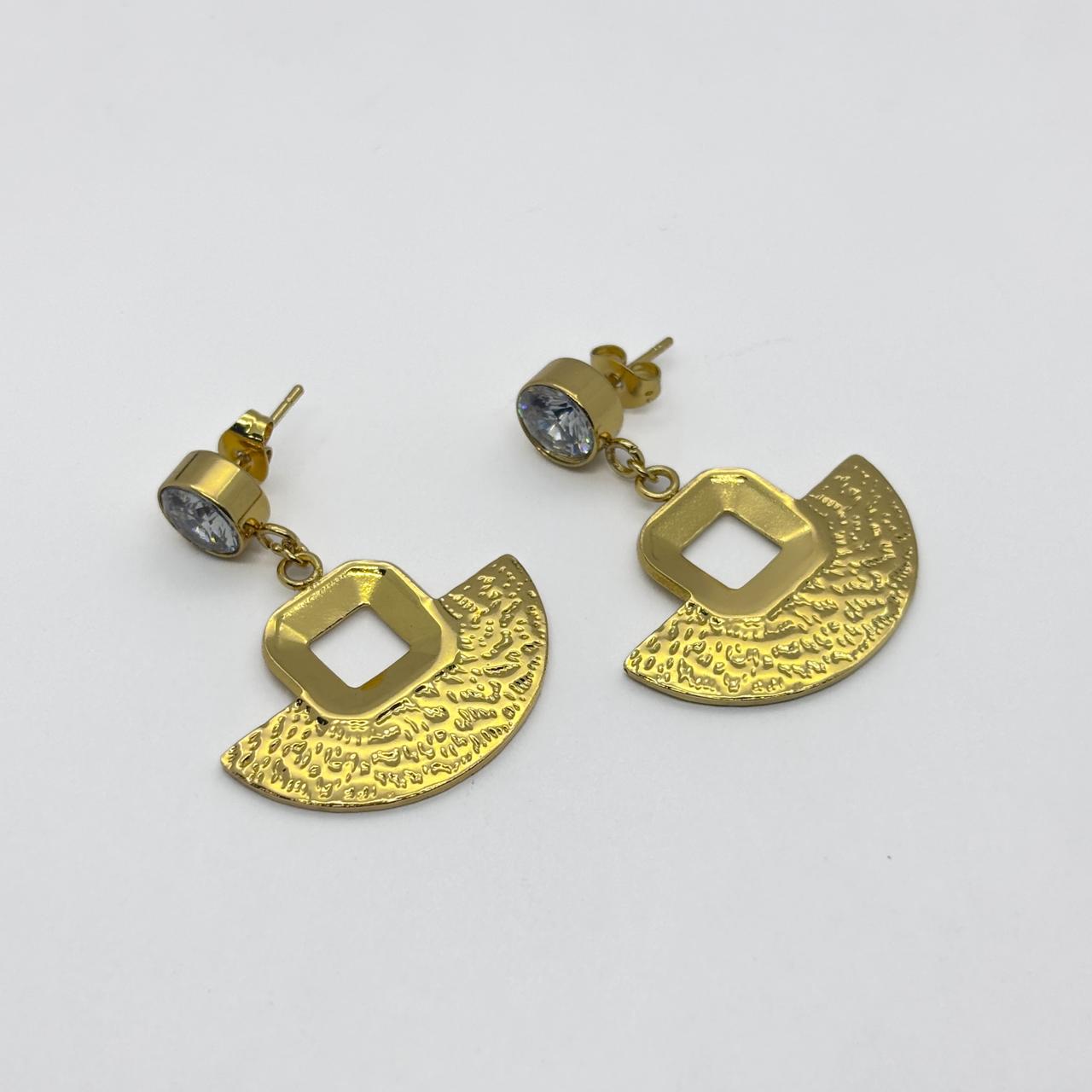 #ARL176 - Aretes Con Piedra Zirconia De Oro Laminado 18k - LA030/