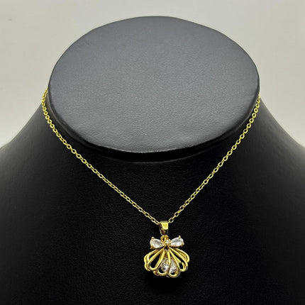 #GOL188 - Gargantilla De Concha Con Moño y Piedra Movible Al Centro De Acero Laminado 18k - LB025/